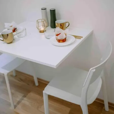 شقة The Easy And Cosy In With Fast Wifi